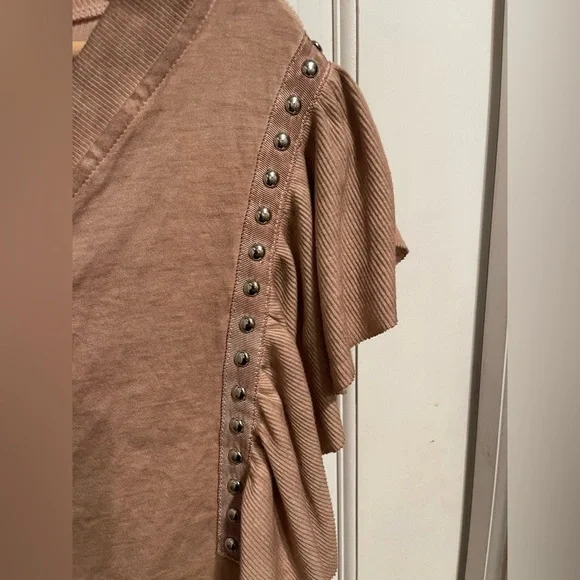 POL Anthropology Beige Ruffle Sleeve Blouse L - Picture 5 of 6